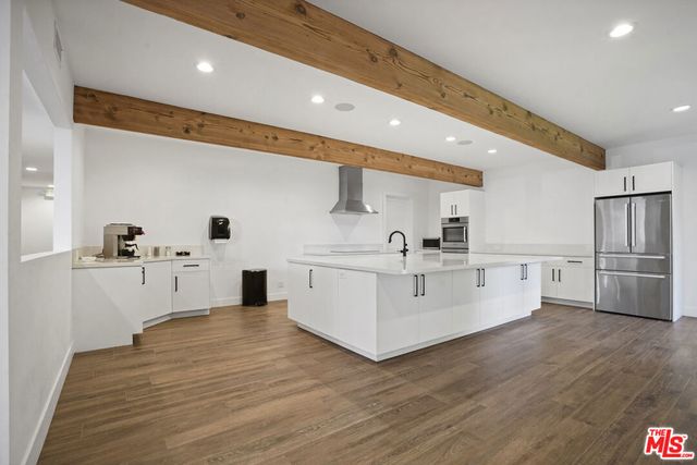 29500 Heathercliff Road 265, Malibu, CA 90265