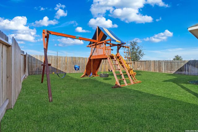 1956 Creekview, Seguin, TX 78155