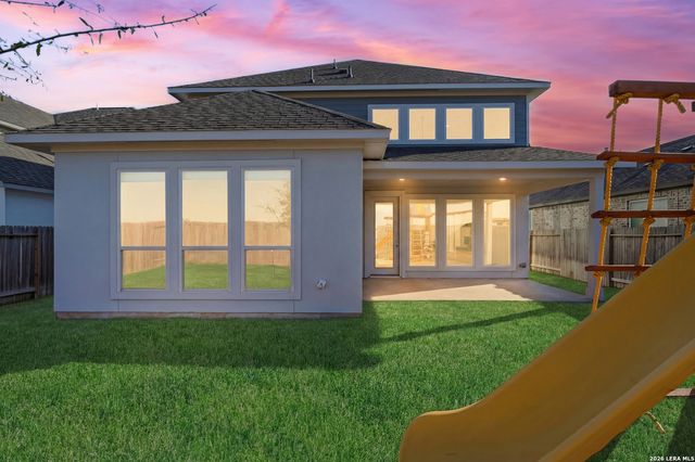 1956 Creekview, Seguin, TX 78155