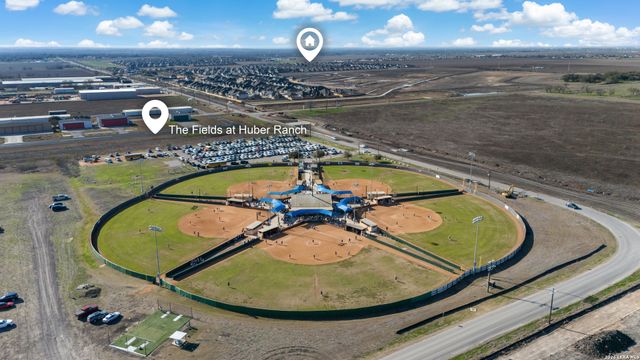 1956 Creekview, Seguin, TX 78155