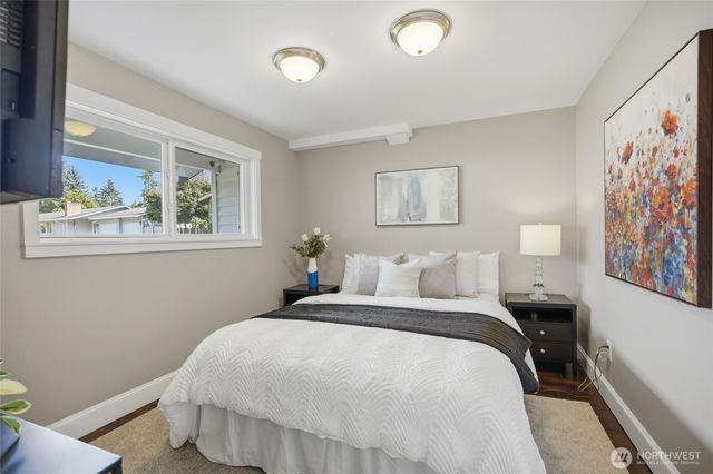 4930 183rd Place SW, Lynnwood, WA 98037