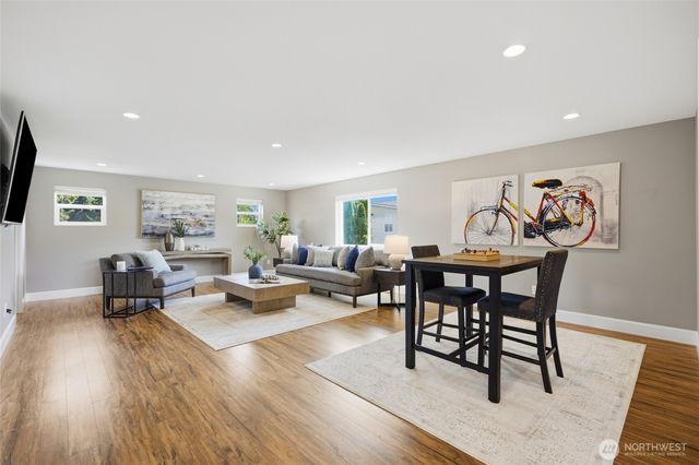 4930 183rd Place SW, Lynnwood, WA 98037