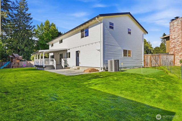4930 183rd Place SW, Lynnwood, WA 98037