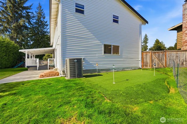 4930 183rd Place SW, Lynnwood, WA 98037