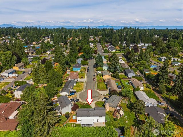 4930 183rd Place SW, Lynnwood, WA 98037