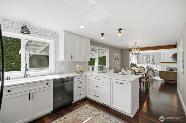 4930 183rd Place SW, Lynnwood, WA 98037