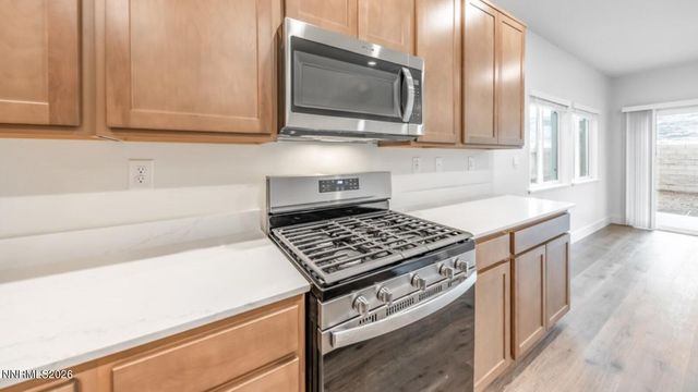 6078 Lazy Meadow Way, Sparks, NV 89436