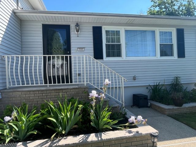 727 Winchester Ave, Union Twp., NJ 07083