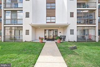 60 WELSH TRACT RD #B206, Newark, DE 19713