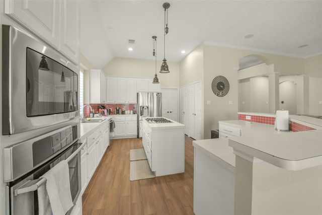 1122 Wellshire Drive, Katy, TX 77494