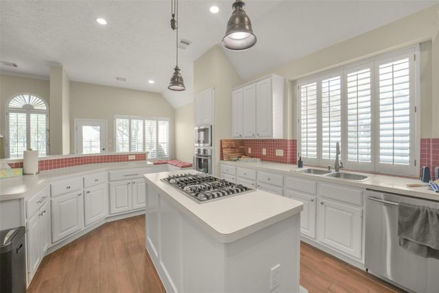 1122 Wellshire Drive, Katy, TX 77494