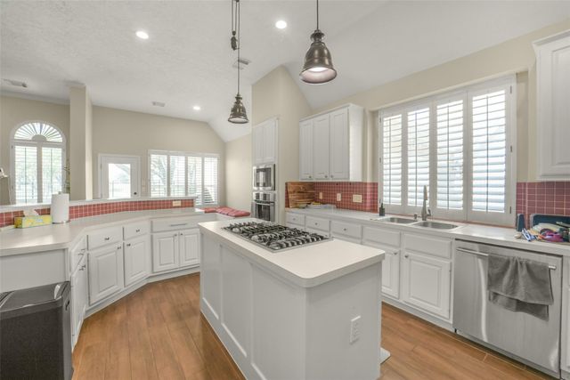 1122 Wellshire Drive, Katy, TX 77494