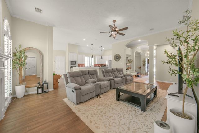 1122 Wellshire Drive, Katy, TX 77494