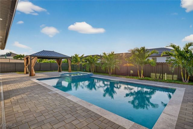 326 SW 25th AVE, Cape Coral, FL 33991