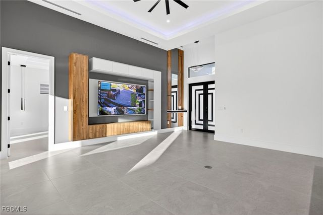 326 SW 25th AVE, Cape Coral, FL 33991