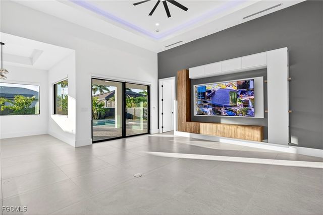 326 SW 25th AVE, Cape Coral, FL 33991