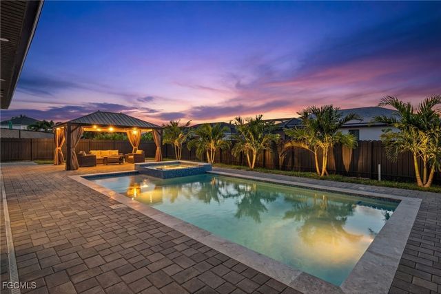 326 SW 25th AVE, Cape Coral, FL 33991