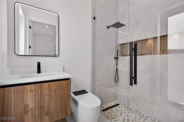 326 SW 25th AVE, Cape Coral, FL 33991