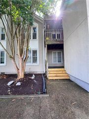 3822 Wyatt DR # 4, Portsmouth, VA 23703