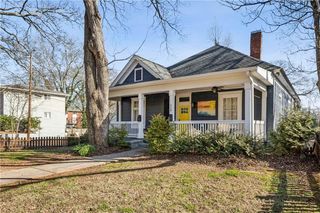 528 Holderness SW Street, Atlanta, GA 30310