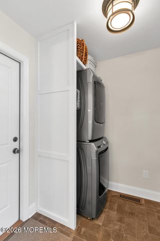 19 Laurelwood Drive, Little Silver, NJ 07739