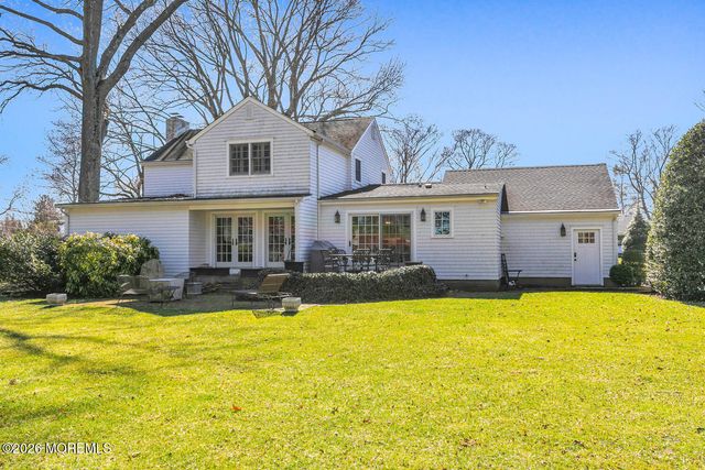 19 Laurelwood Drive, Little Silver, NJ 07739