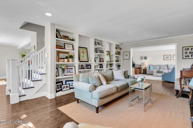 19 Laurelwood Drive, Little Silver, NJ 07739