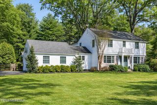 19 Laurelwood Drive, Little Silver, NJ 07739