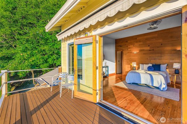 3643 Beach Drive E, Port Orchard, WA 98366