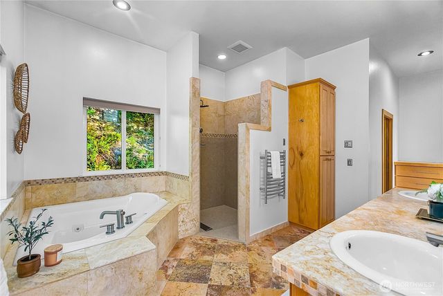 3643 Beach Drive E, Port Orchard, WA 98366