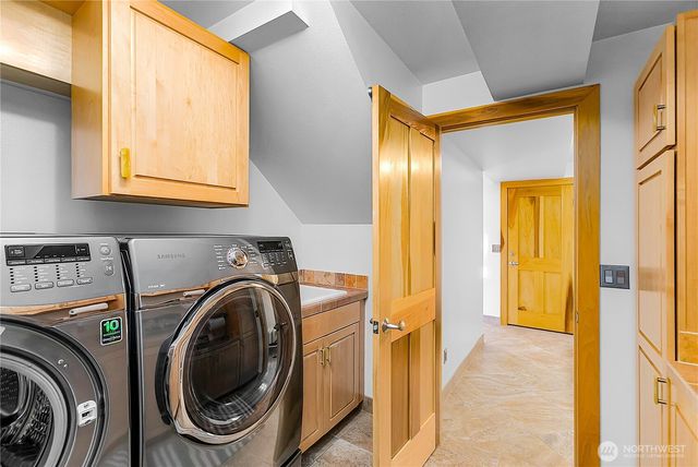 3643 Beach Drive E, Port Orchard, WA 98366