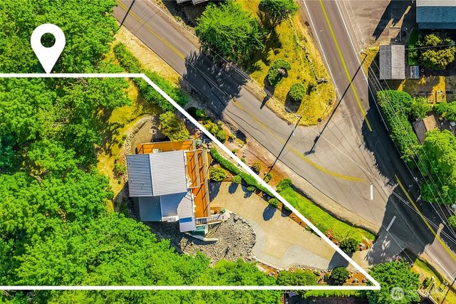 3643 Beach Drive E, Port Orchard, WA 98366