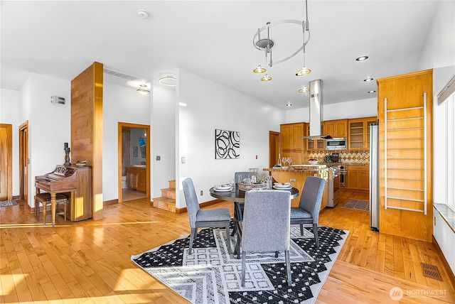 3643 Beach Drive E, Port Orchard, WA 98366