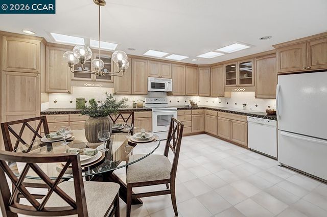 2217 Ptarmigan Dr 2, Walnut Creek, CA 94595
