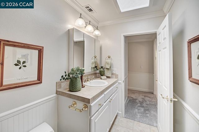 2217 Ptarmigan Dr 2, Walnut Creek, CA 94595