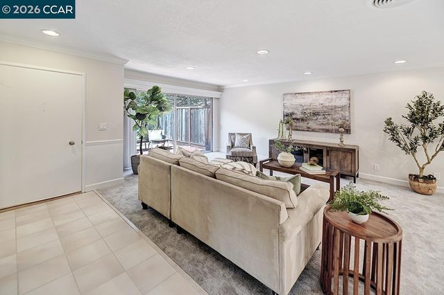 2217 Ptarmigan Dr 2, Walnut Creek, CA 94595