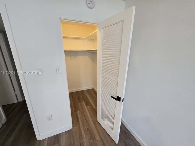 18061 Biscayne Blvd 1201, Aventura, FL 33160