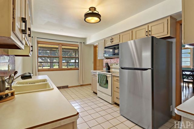 4012 Pleasant Valley Boulevard, Rockford, IL 61114