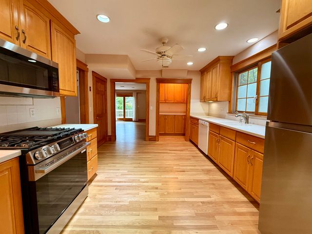 154 Pine Street, Quincy, MA 02170