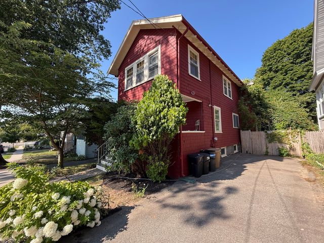 154 Pine Street, Quincy, MA 02170