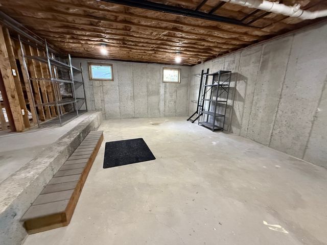 154 Pine Street, Quincy, MA 02170