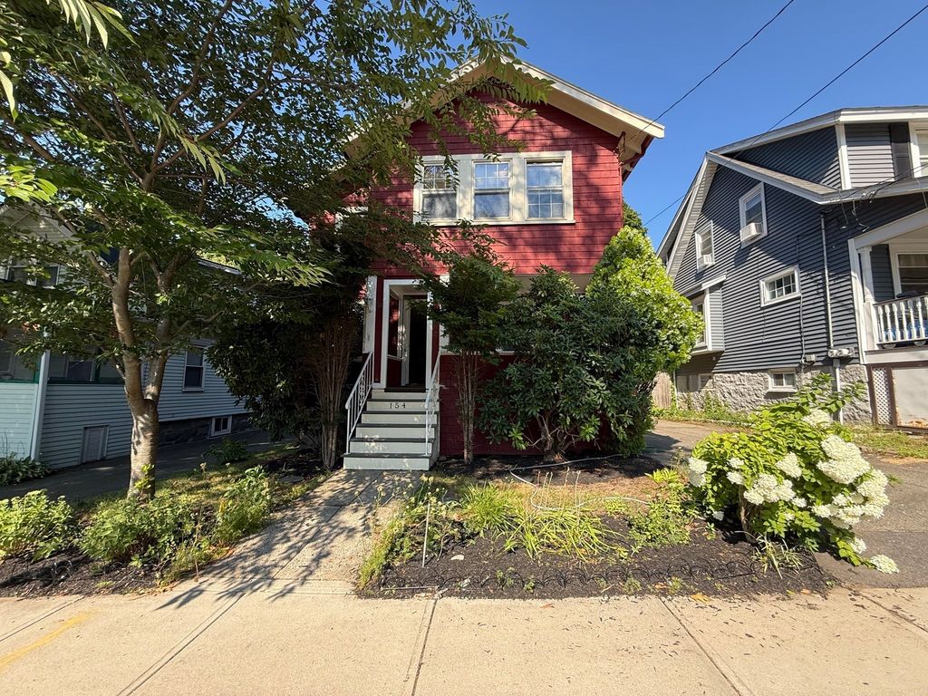 154 Pine Street, Quincy, MA 02170