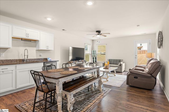 107 Mable Leaf Lane, Easley, SC 29640