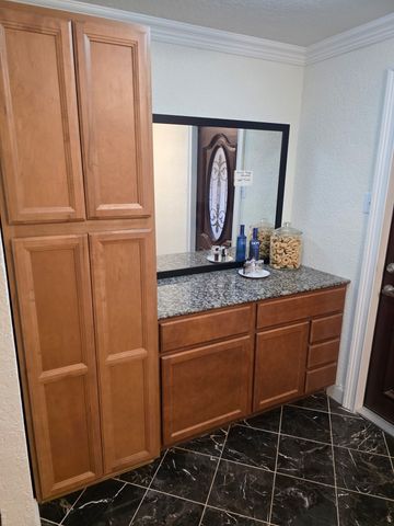 1608 University Drive, Richardson, TX 75081