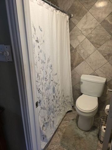 1608 University Drive, Richardson, TX 75081