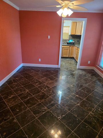 1608 University Drive, Richardson, TX 75081