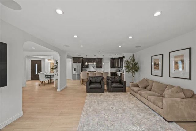 848 S Del Cerro, West Covina, CA 91791