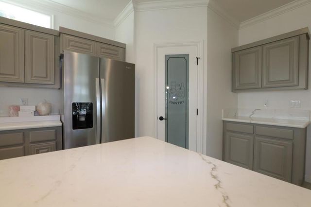 406 Los Encinos Avenue, San Jose, CA 95134