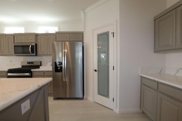 406 Los Encinos Avenue, San Jose, CA 95134