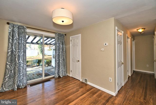 660 OSBORNE AVE, Morrisville, PA 19067